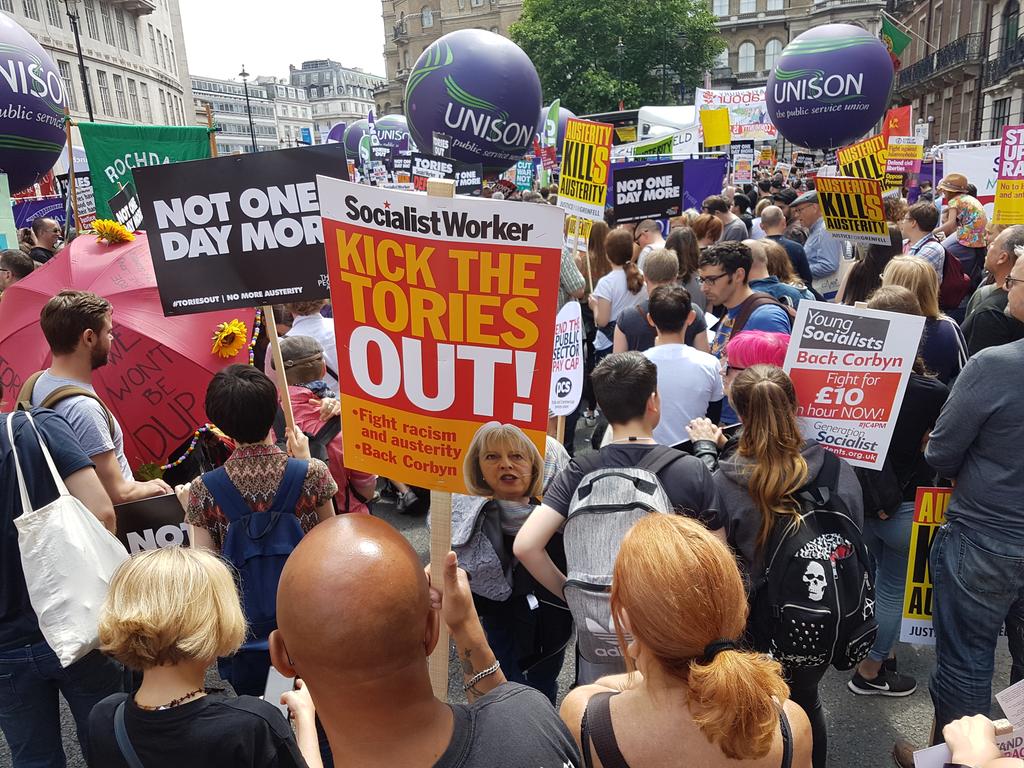 London Protestors Demand Ouster of Theresa May’s Govt.