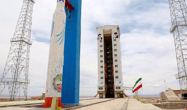 طهران ترد على تصريحات واشنطن حول صاروخ "سيمرغ"