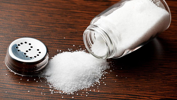 زيادة كميات الملح في الجسم يزيد الشعور بالعطش والجوع!