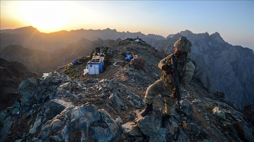 Turkey Kills Some 100 Kurdish Militants near Iraqi Border