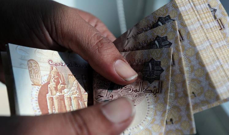 تحرير الجنيه المصري يؤثر على الإستثمارات الخارجية
