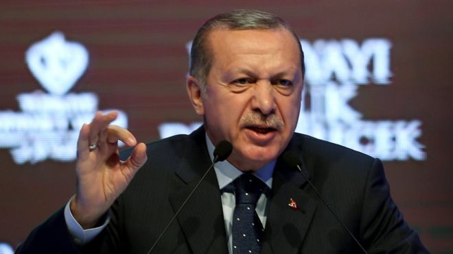اردوغان يتوعد بالرد  عسكرياً واقتصادياً على برزاني "الخائن"