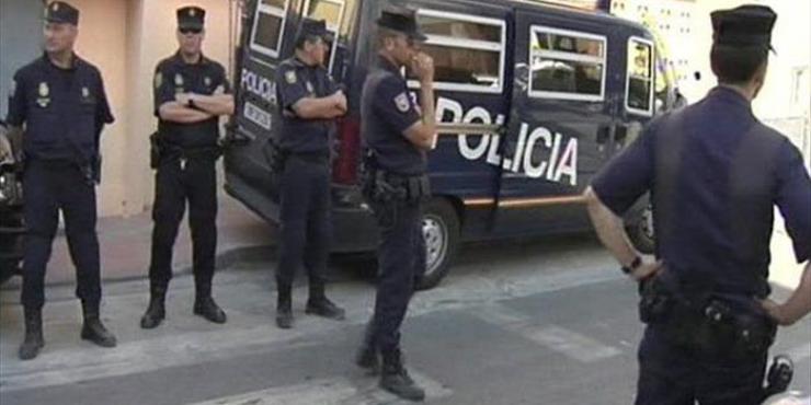 Policía española tomará el control de centros electorales antes del referéndum