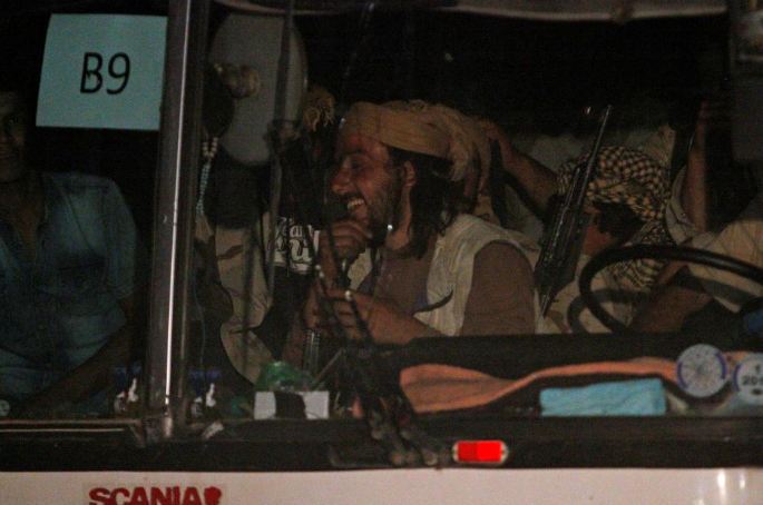 ISIS Convoy Reaches Eastern Syria despite US Airstrikes