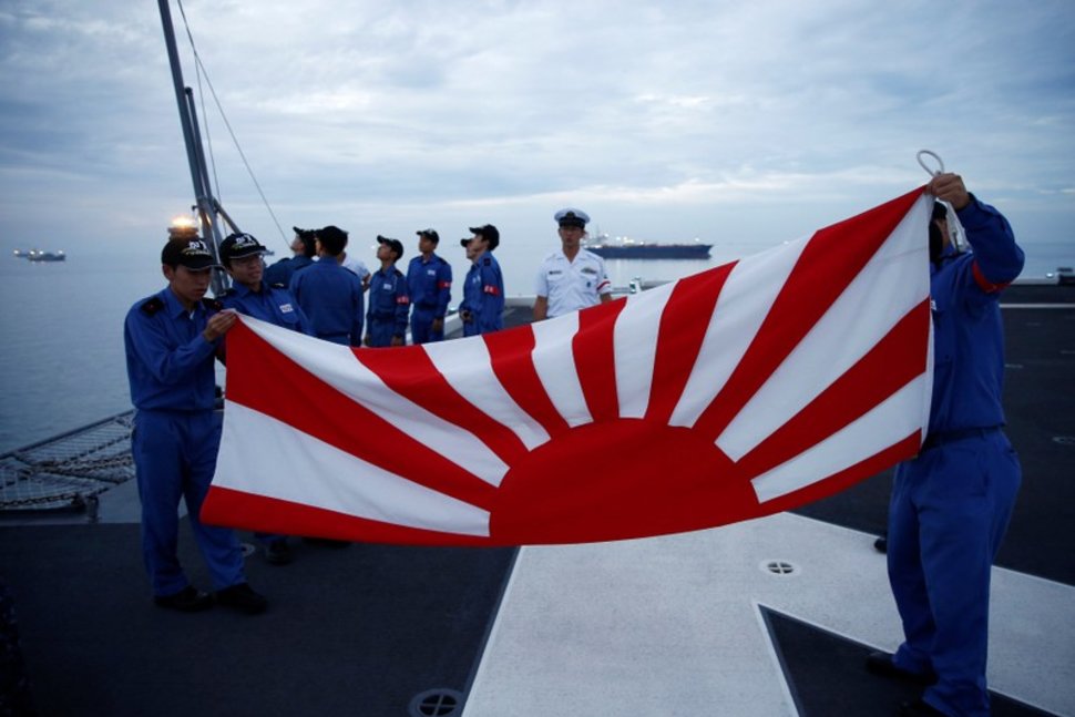 North, South Koreas Protest Japan’s Military flag in Naval Event