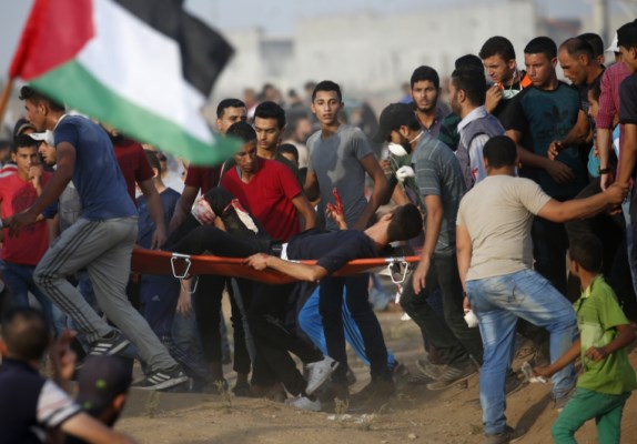 3 شهداء  وعشرات الجرحى في جمعة الصمود والثبات في قطاع غزة