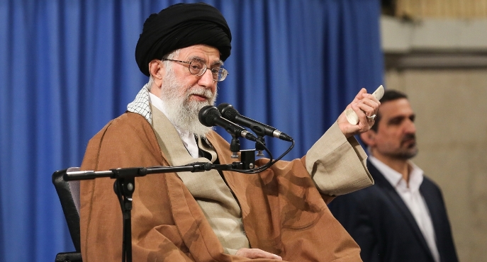 Ayatolá Jamenei: Triángulo formado por enemigos provocó recientes disturbios en Irán