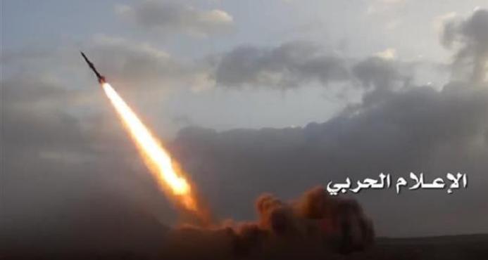Misil balístico yemení golpea sede de defensa aérea de Arabia Saudí en Najran