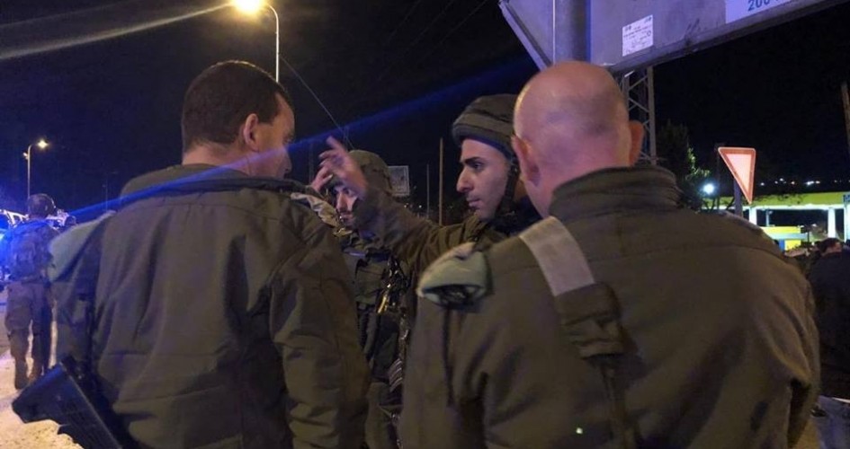 إصابة 11 اسرائيلياً جراء عملية إطلاق نار في مستوطنة عوفرا