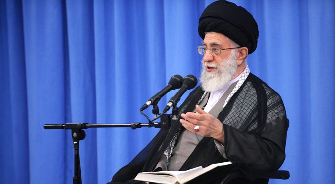 Líder iraní: EEUU reubica a Daesh en Afganistán para justificar su presencia en región