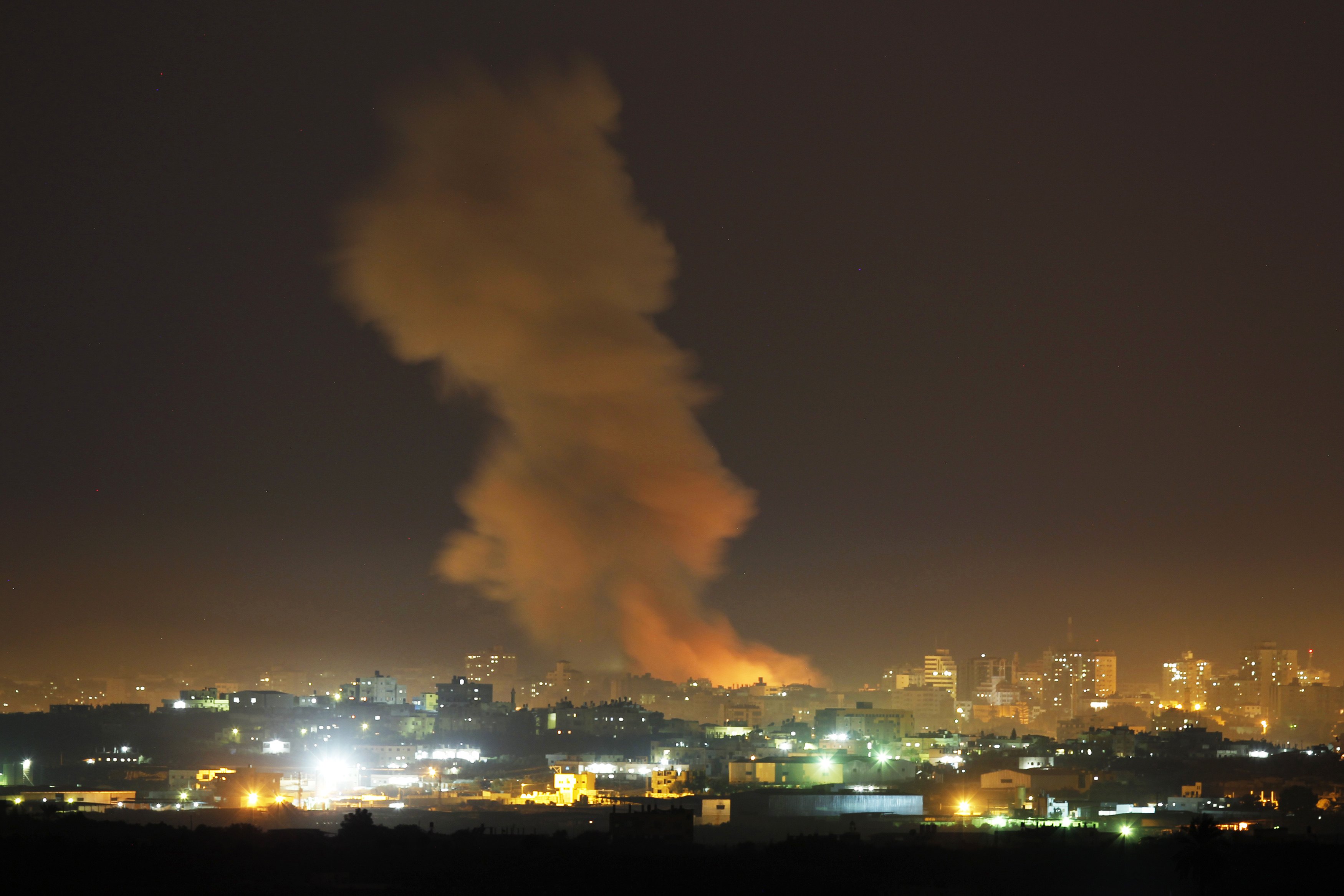 غارات اسرائيلية جديدة على قطاع غزة