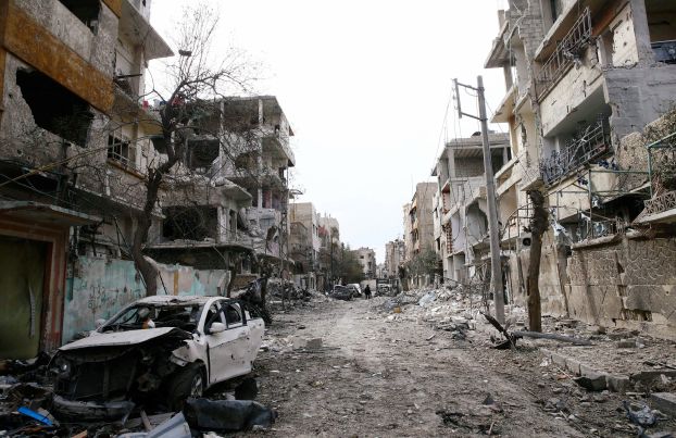 روسيا: الجماعات المسلحة تواصل قصف معبر الوافدين الإنساني في الغوطة الشرقية
