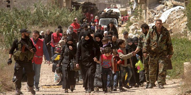 خروج أكثر من 143 ألف شخص من الغوطة الشرقية
