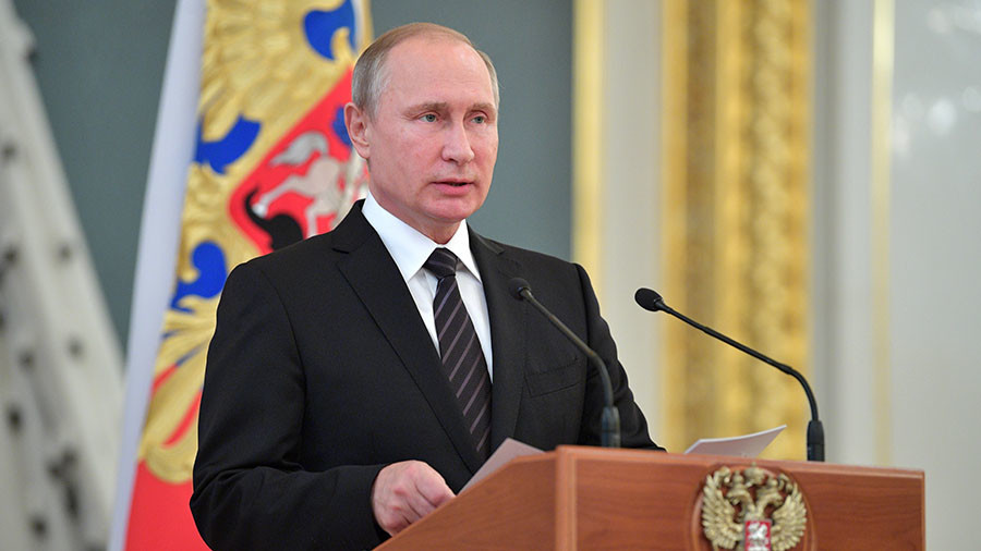 Putin Says World Getting More Chaotic amid US Threats