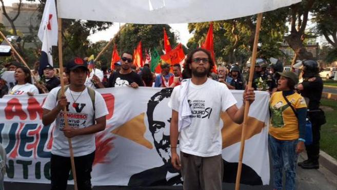 Marcha antimperialista en Perú en vísperas de VIII Cumbre de las Américas