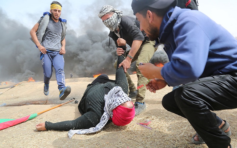 Israeli Regime Kills 2 Palestinians, Injures Hundreds During Peaceful Gaza Protests