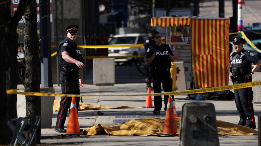 Police Questioning Van Ramming Suspect Who Killed 10 Pedestrians in Toronto
