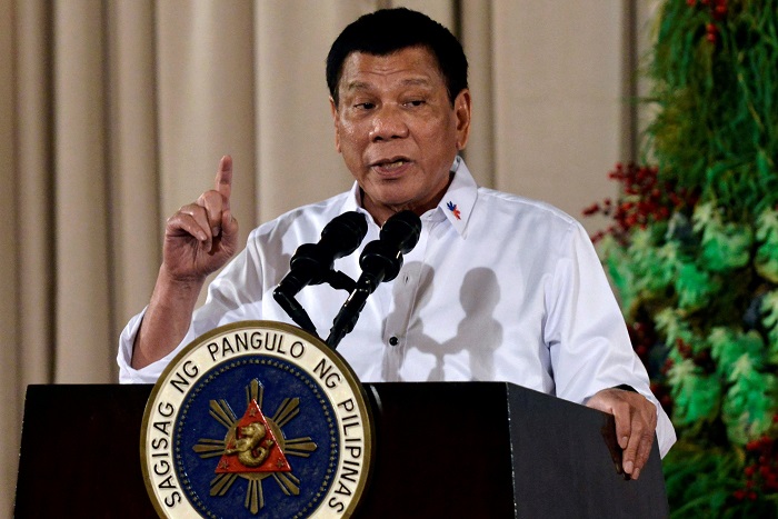 Philippines President Hints at CIA Assassination Plot