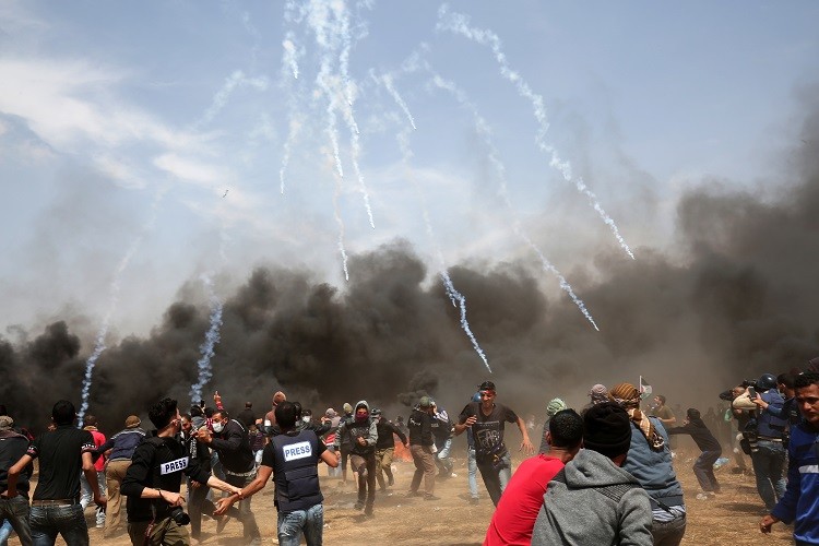 مجزرة إسرائيلية في قطاع غزة.. ارتقاء 52 شهيداً وسقوط آلاف الجرحى