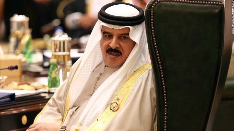 Bahraini Regime Revokes Citizenship of 115 Dissent in Mass Trial