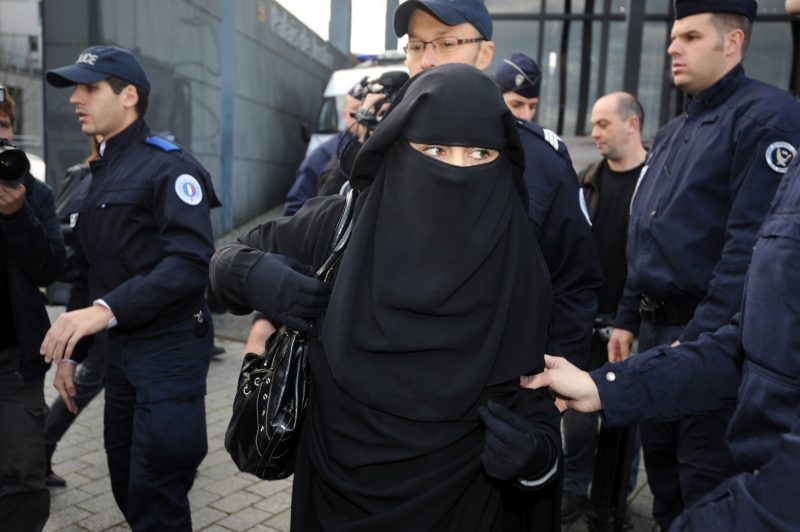 French Court Sentences Woman to Jail for Refusing to Remove Niqab