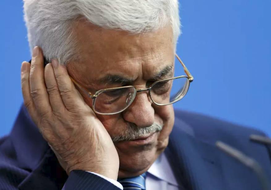 عباس يدخل المستشفى للمرة الثانية خلال أيام وسط تضارب الأنباء حول حالته الصحية