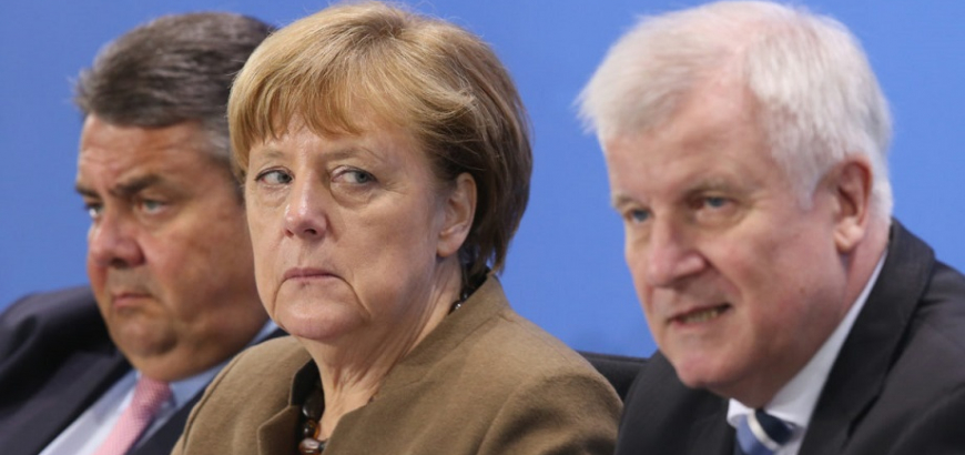 وزير الداخلية الألماني يقدّم استقالته إثر خلافه مع ميركل