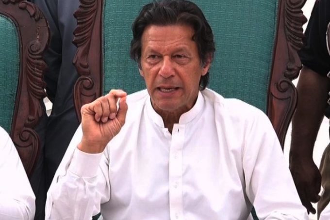 عمران خان ينتصر بالانتخابات .. كيف ستكون باكستان في عهده؟