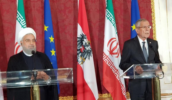 روحاني : إيران ستبقى في الاتفاق النووي من دون أمريكا في حال ضمان مصالحها