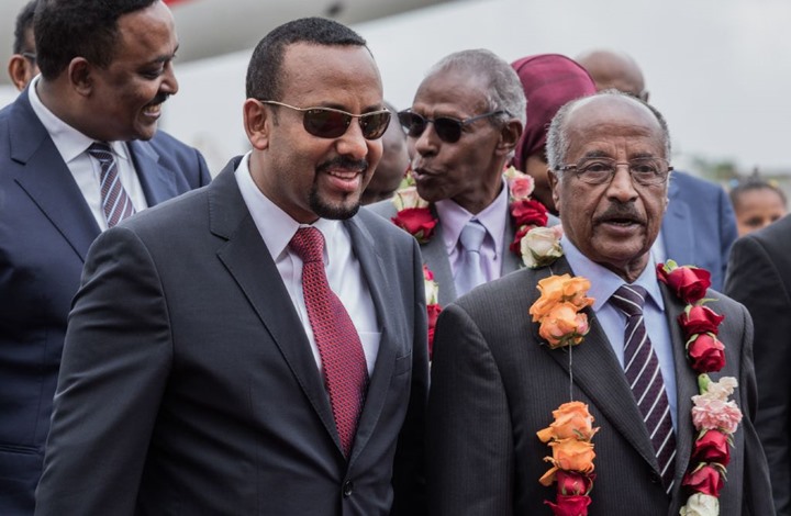 اتفاق سلام تاريخي بين أريتريا وإثيوبيا ينهي 20 عاماً من الصراع