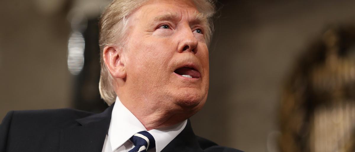 ترامب: السعودية ودول أخرى ستدفع تكلفة برنامج إعادة الاستقرار في سوريا!