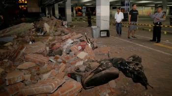 Over 90 Killed as 2nd Earthquake Hits Indonesia’s Lombok Island