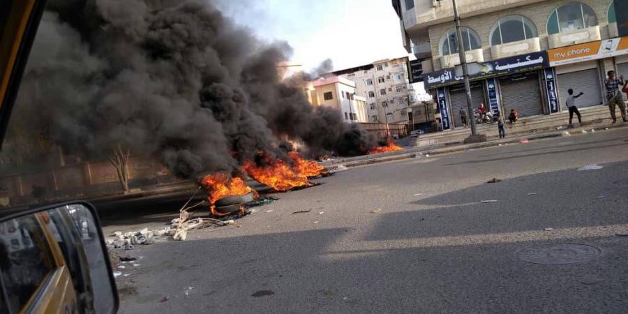 ثورة الجياع في عدن.. التحرير على الطريقة الإماراتية