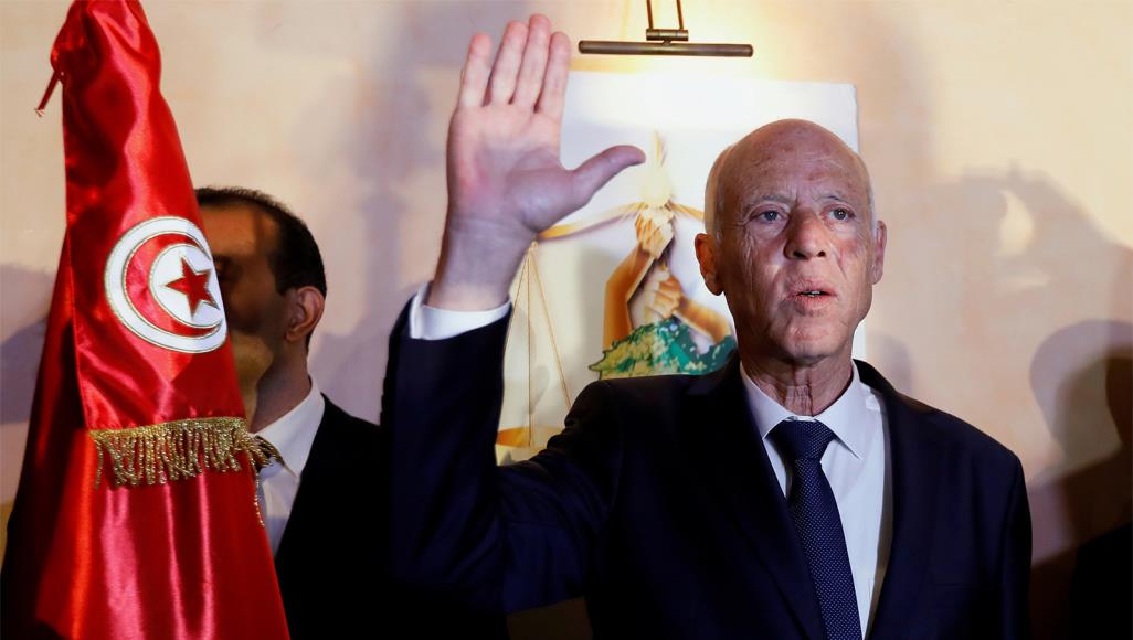 من هو الرئيس الجديد لتونس؟ خارطة طريق قيس سعيد والتحديات المقبلة