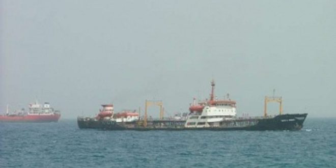 اليمن: احتجاز تحالف العدوان السعودي سفن المشتقات النفطية يهدد الأمن الغذائي