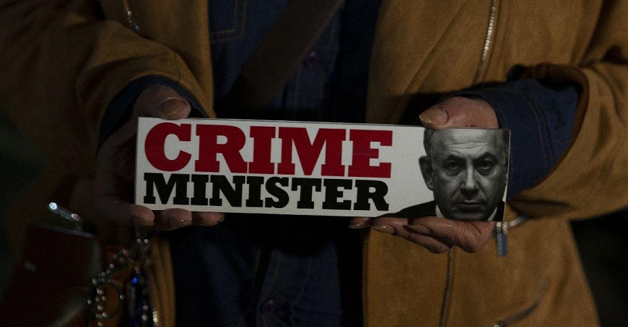 Netanyahu Rivals, Protesters Seek to Oust Him after Indictment