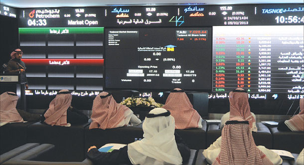 أزمة عجز الموازنة تخيِّم على الاقتصاد السعودي في عام 2020