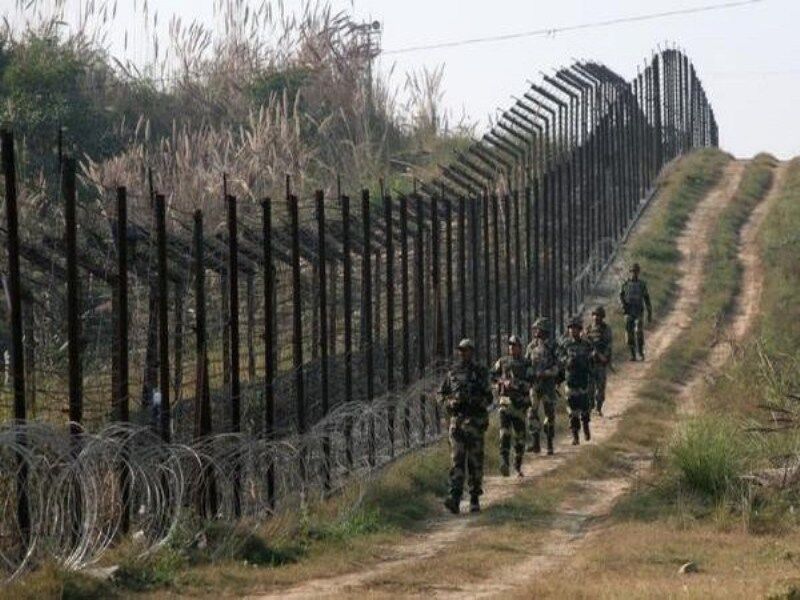 تنش نظامی در مرز هند و پاکستان/ تعدادی کشته شدند