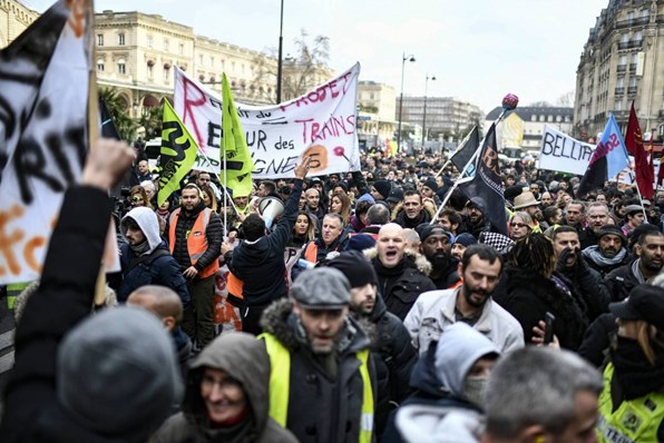 فرنسا على موعد مع تظاهرات ضد "إصلاح نظام التقاعد"