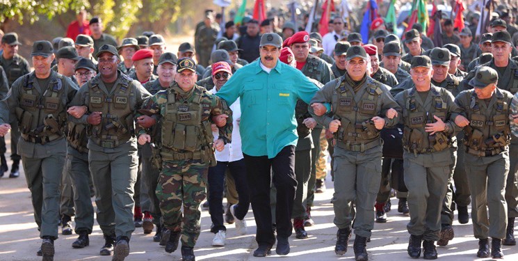 ونزوئلا مانور نظامی بزرگ ارتش برگزار می‌کند