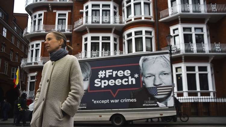 الشرطة البريطانية تعتقل مؤسس موقع ويكيليكس جوليان أسانج
