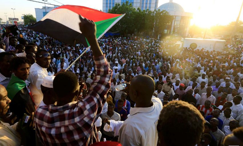 Saudi, UAE to Send $3 Billion Aid to Sudan’s New Junta Amid Protests