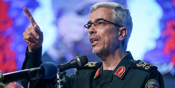 US Ships Responsive to IRGC in Strait of Hormuz: Iranian Commander