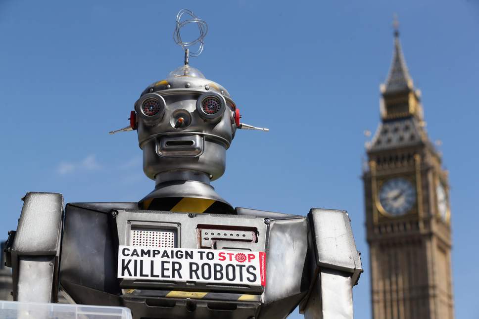 ربات‌های قاتل و آینده هولناک بشری
