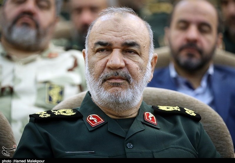 القائد العام للحرس الثوري الإيراني: قادرون على هزيمة العدو في الحرب الاستخباراتية!
