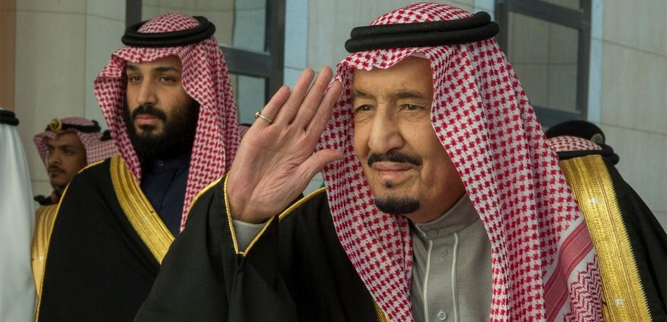 What Does Saudi King Seek behind Call for Arab Summits?