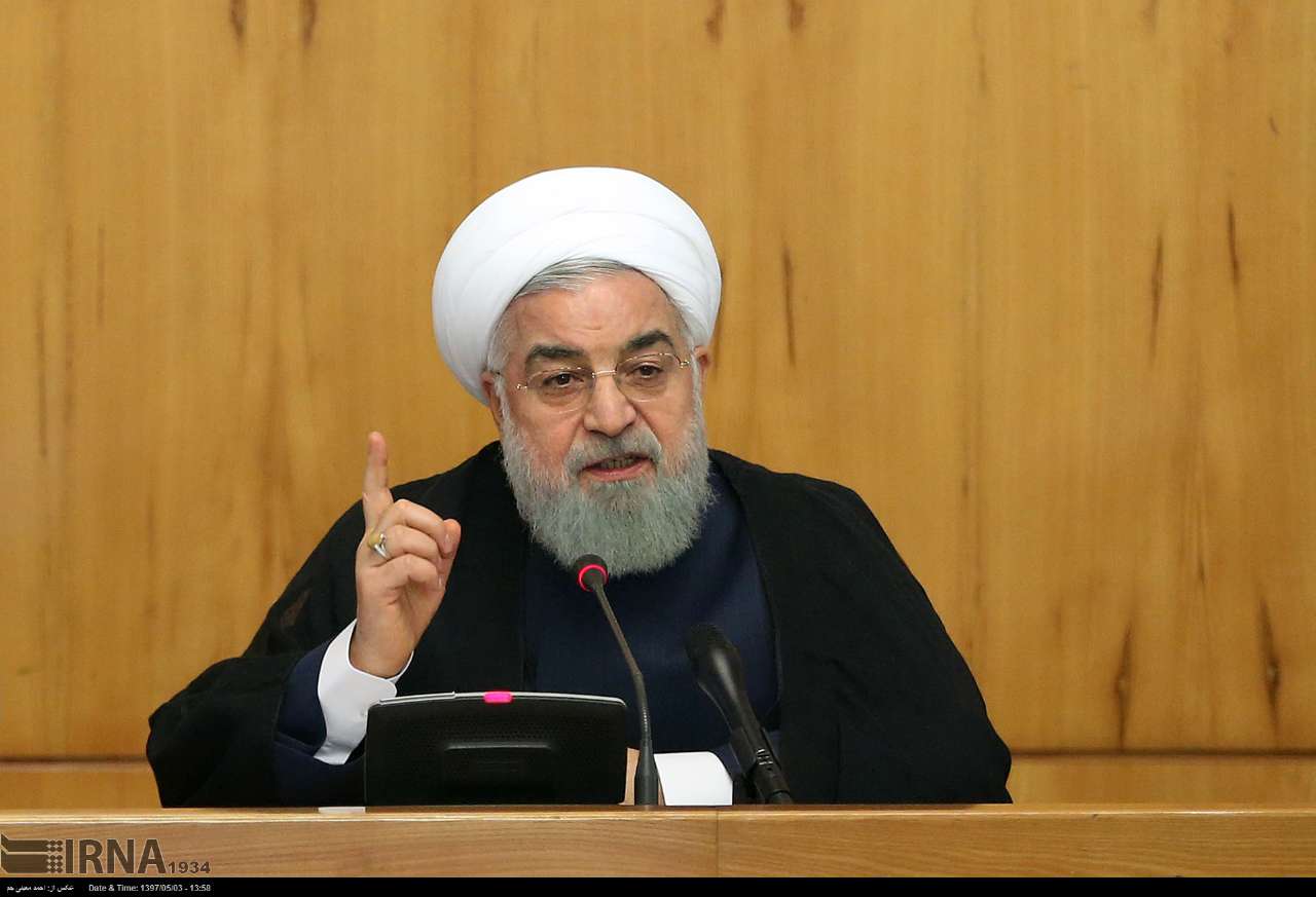 روحاني: الشعب الايراني لن يركن للذل والهوان قادرون على هزيمة امريكا