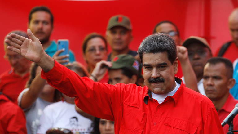 الرئيس الفنزويلي: واشنطن تسعى لايجاد حجة لبدء التدخل العسكري في فنزويلا