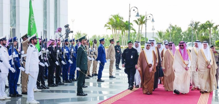 What’s Behind Belated Saudi Invitation to Qatari Emir to Mecca Summits?