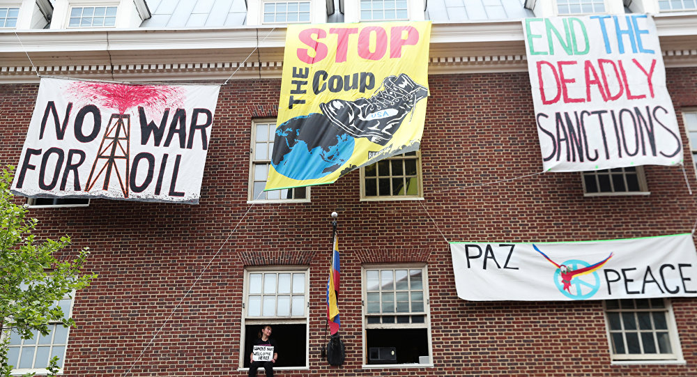US Cuts off Power to Venezuelan Embassy in Washington DC amid Standoff